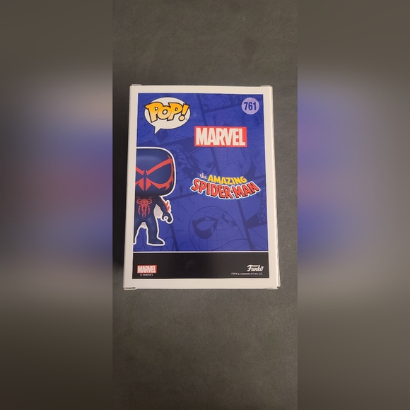 #761 Spider-man 2099 Funko Pop! Marvel (2021 Spring Convention Limited Edition) - Picture 2 of 6